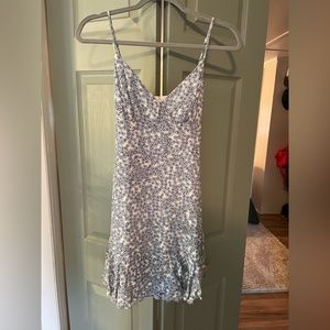 Blue floral mini dress - size 7
